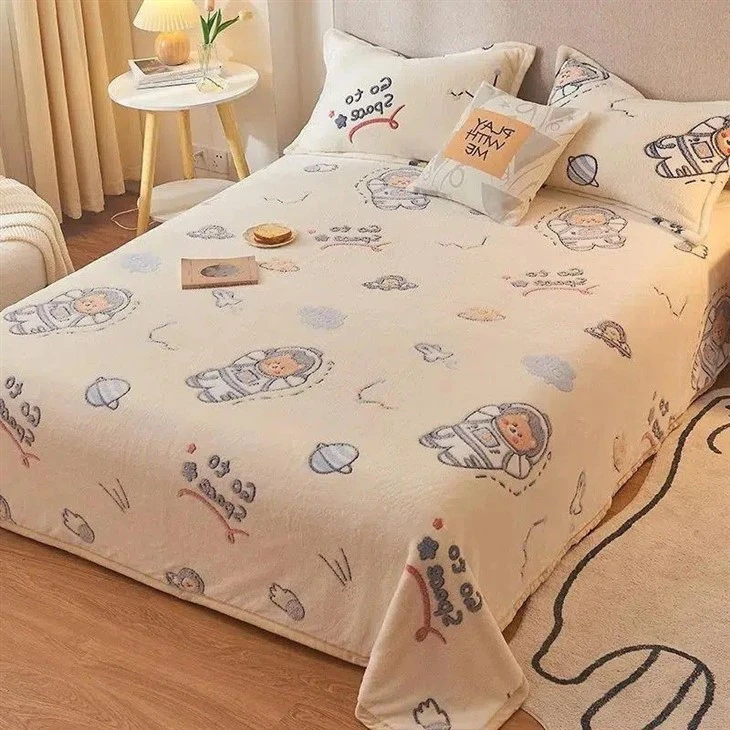 100% polyester flannel blanket