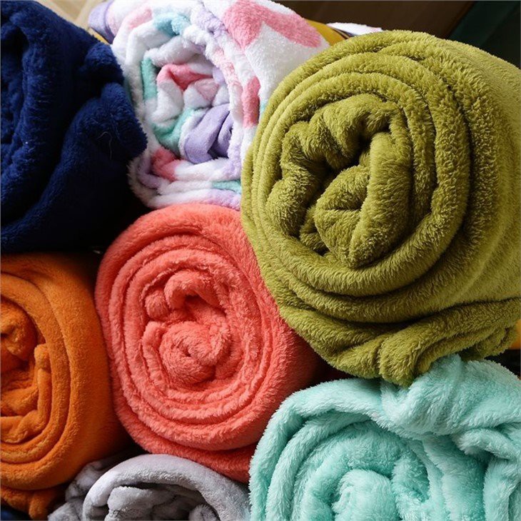 Fleece Blanket Polar Free Sample
